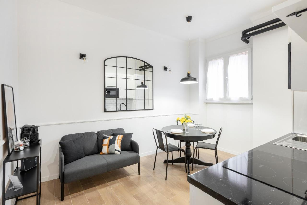 Ferienwohnung White Flat Ground Floor Rom Exterior foto